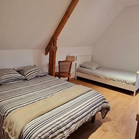Appartement Charmant Et Spacieux Осер Экстерьер фото