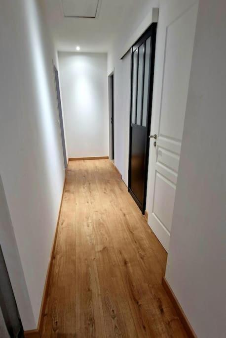 Appartement Charmant Et Spacieux Осер Экстерьер фото